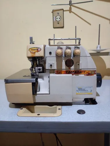 Overlock Industrial Yamata 