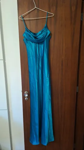 Vestido longo de cetim