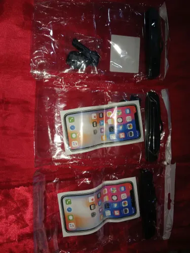 Protetor de celular contra água 