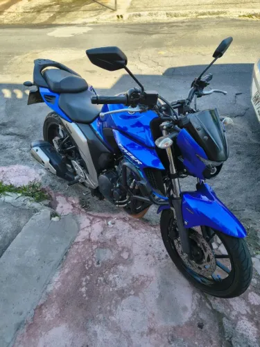 Yamaha Fazer FZ25 250cc 2021/2022 - Apenas 19.000 km - Impecável!