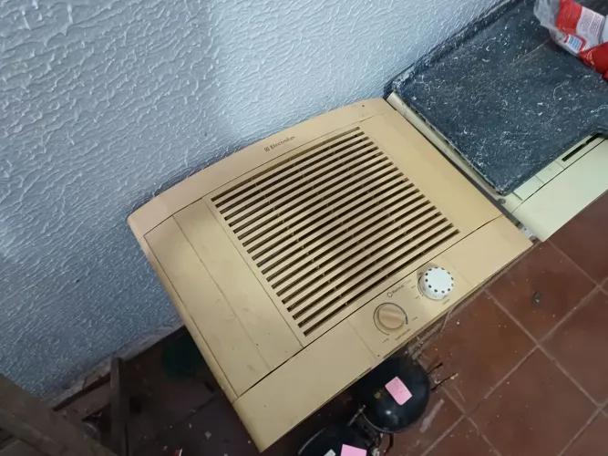 Vendo ar janela 7500 btus 220 preço desapega