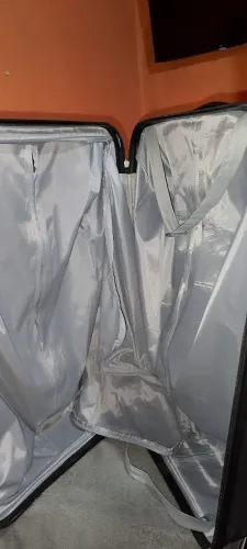 Vende mala de viagem  por R$: 200 reiais 