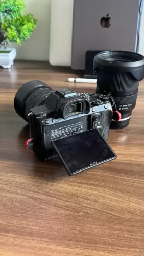 Sony A7III - lentes - grip - baterias