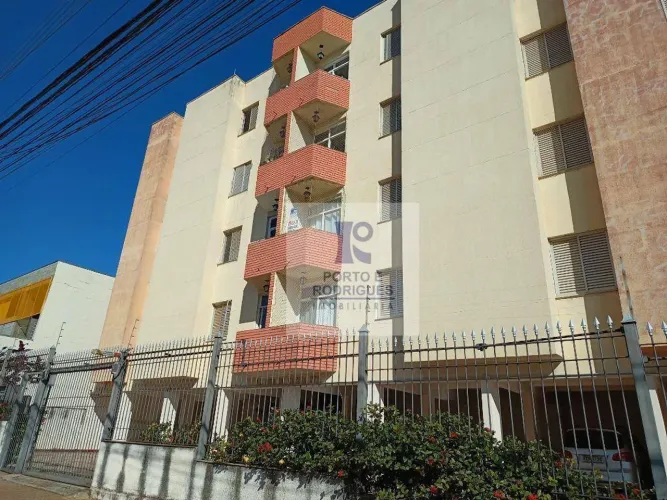 Apartamento com 3 dormitórios para alugar, 89 m² por R$ 3.857/mês - Parque Industrial - Ca
