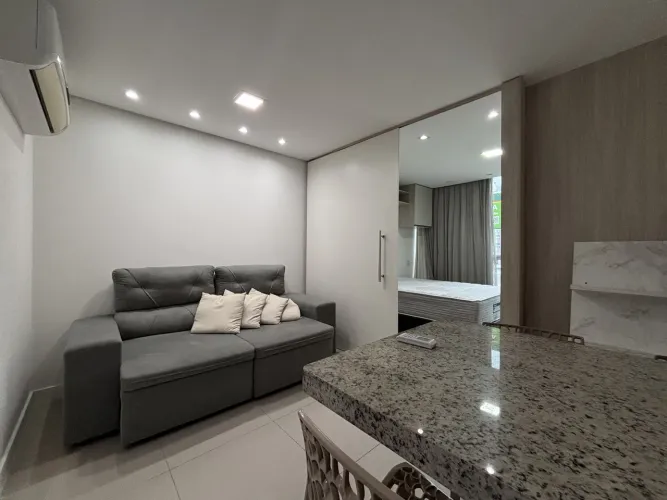 Studio Completo | Investimento em uma das Melhores Regiões de Floripa