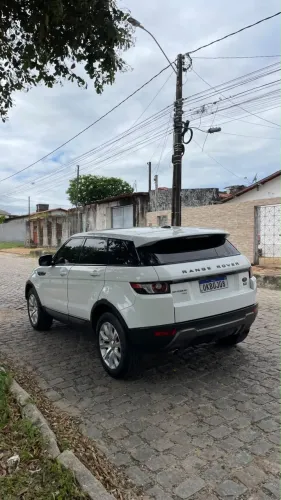 Land Rover Range Rover Evoque Pure 2.0 Aut. 5P 2013