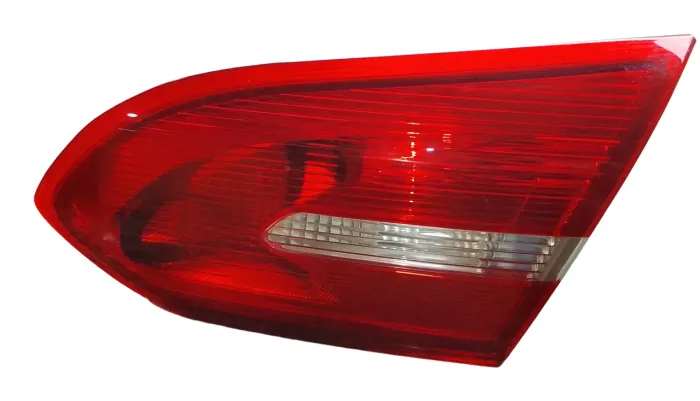 Lanterna Traseira Direita Focus Sedan 2016 a 2019 (Mala)