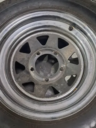 Rodas aro 15 de Ferro Ford Landau modelo Mangels 5x139 usadas