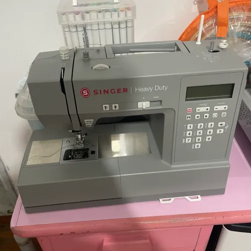 Maquina Singer HD domestica 6705C