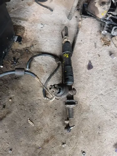 Setor de direção hidráulica do monza