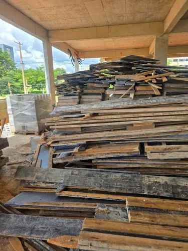 Venda madeira para obra 70% de desconto.