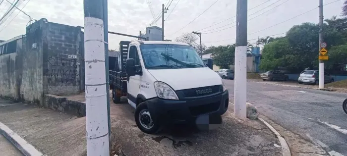 Iveco 35s14 carroceria 2014