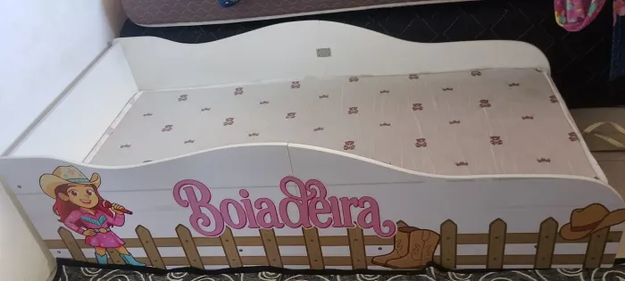 Vendo cama infantil menina