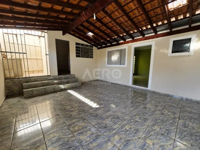 Casa de laje com 3 dormitórios sendo uma suíte