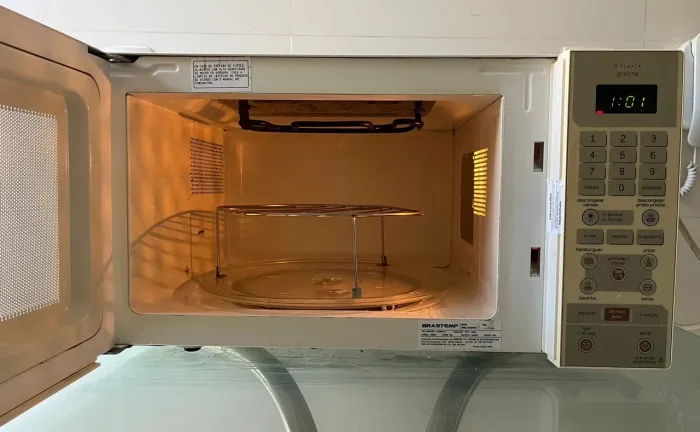 Micro-ondas Brastemp 31L