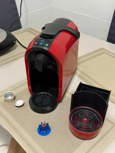 Cafeteira Expresso Três Corações Mimo Automática Vermelha