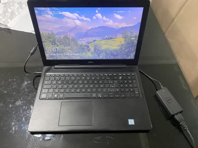 Notebook DELL Inspiron 3583 8Gb RAM, 2TB 15,6 Pol.