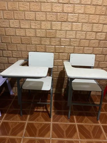 Cadeira escolar