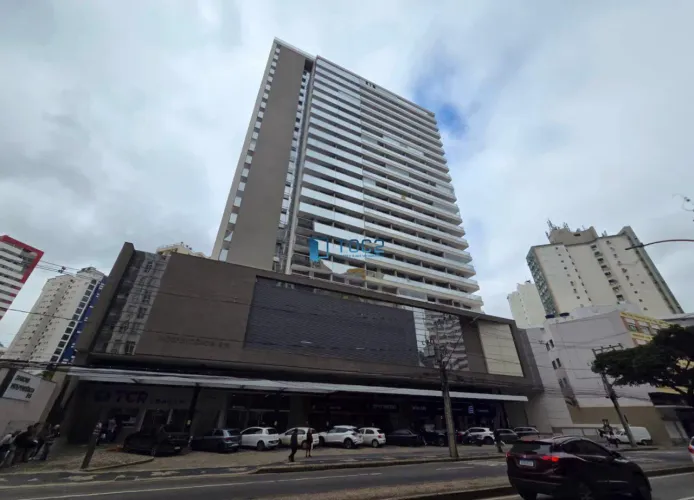 Studio mobiliado com lazer completo para alugar na Av Independência 915, Centro - Juiz de 