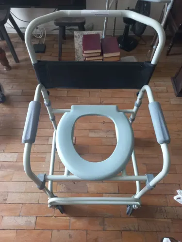 Cadeira de banho para idoso