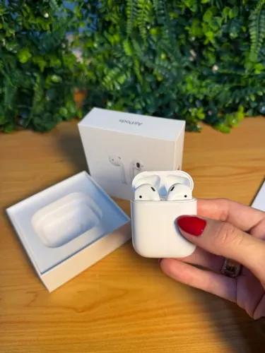 AirPods 2  Modelo MV7N2BE/A   Com caixa  Original Apple   3 meses de garantia