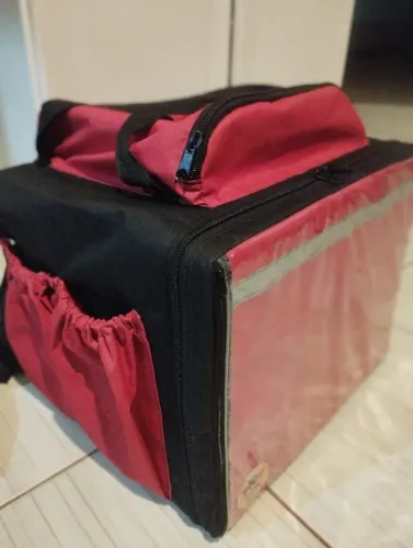 Vendo Bag laminada Para delivery Nova