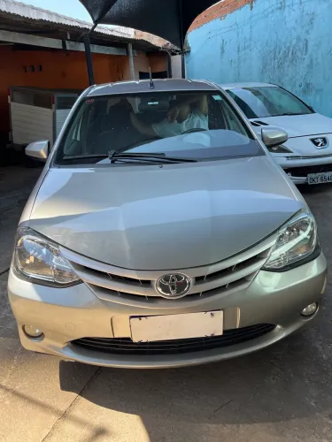 Toyota Etios X Sedan 1.5 Flex 16V 4P Mec. 2017