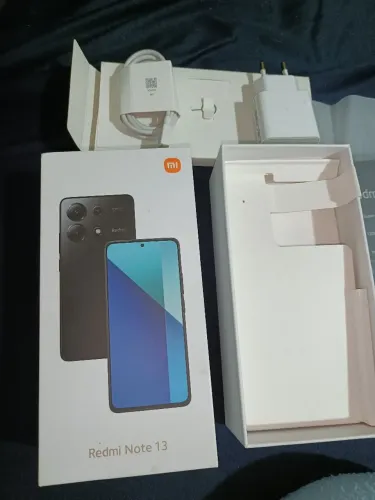 CELULAR SMART REDMI 13 MIDNIGHT BLACK .8 GB RAM 256GB ROM .. TELEFONE TOP .SEMI_NOVO...