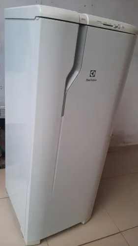 Electrolux 240 litros