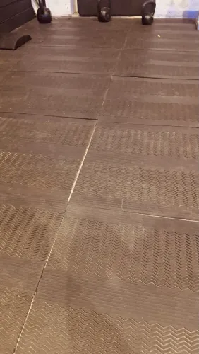 Piso borracha estilo trator