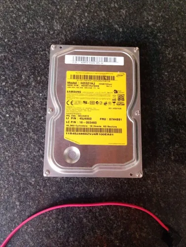 HDD 320 GB Samsung com Cabo Sata