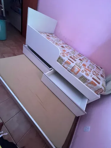 Cama planejada com segunda cama 