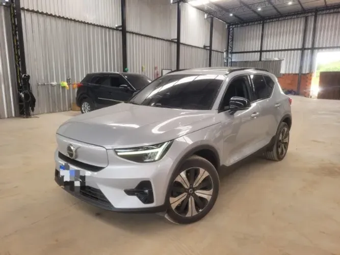 Volvo XC40 Recharge Plus (elétrico) 2023