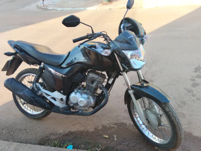 Start 2023 em dias dut em branco.