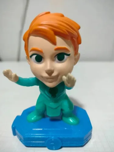 Boneco Os Eternos Mcdonald's 2