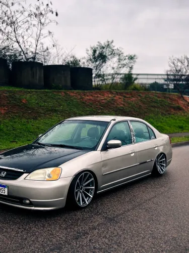 Honda Civic Sedan LX 1.7 16V 115cv Mec. 4P 2001