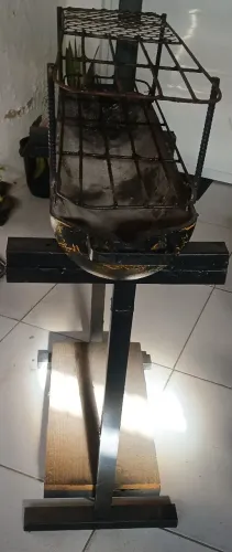 Churrasqueira ótima pra vendas de espetinho. Ou churrasco nos finais de semana 