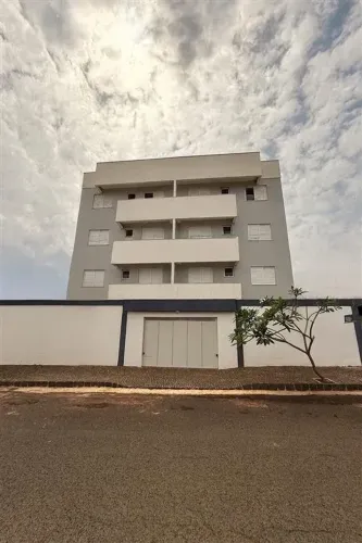 Apartamento 2 quartos Residencial Nápoles - Uberlândia