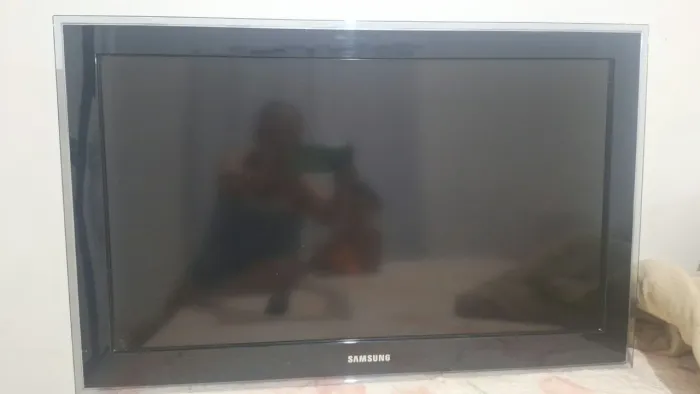 TV Samsung 32" Full HD (Modelo LN32D550) com entradas HDMI