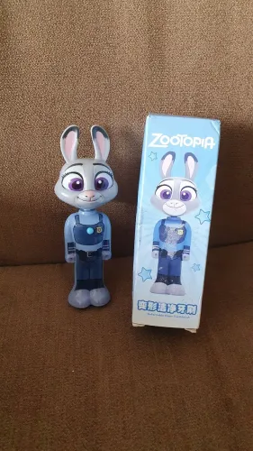 Escova  de Dentes Infantil tema Zootopia