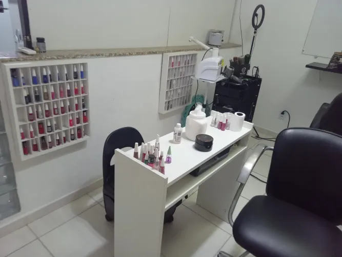 Vendo salão de beleza completo 