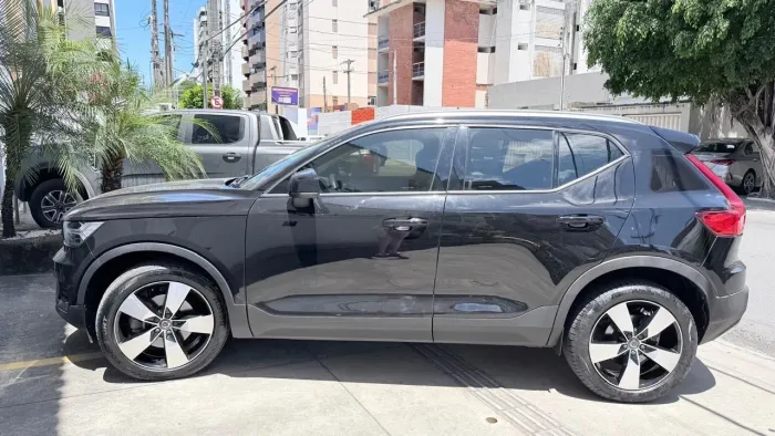 Volvo XC40 T-4 2.0 190cv FWD 2020