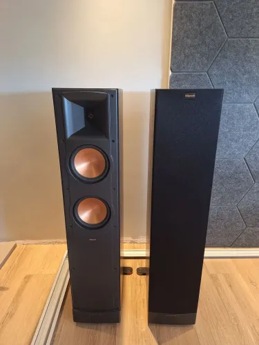 Caixas Torres Klipsh RF-62 Black