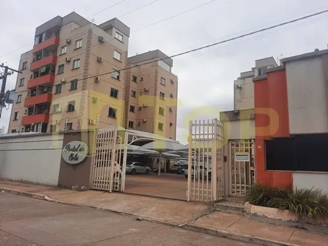 ALUGA-SE OU VENDE-SE