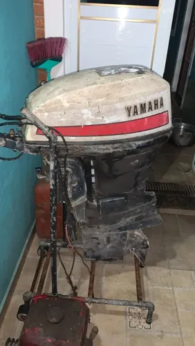 Motor de Popa Yamaha 55 HP + Comando Remoto
