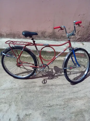 Bicicleta monark ano 1986 nova toda no rolamento R$800,00 reais !!!!