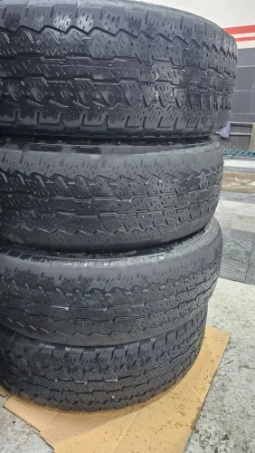 Pneu Bridgestone 255/70 r 17 ford ranger 
