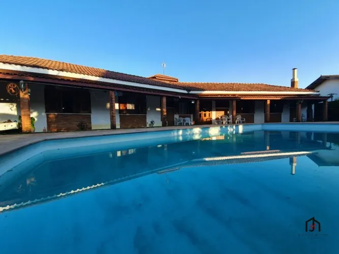 Casa, 5 Quartos Piscina & Churrasqueira - Condomínio Vale do Sol  Município de Tremembé/S