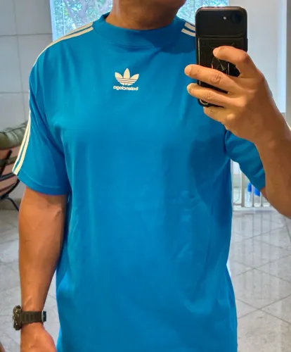 Camiseta Balenciaga e Armani Original