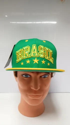 boné snapback é da marca Dark Wolf - Brasil